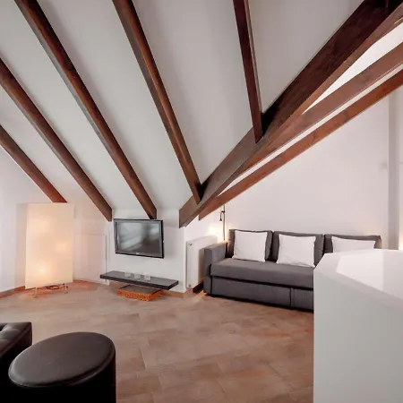 Suns Apartment *