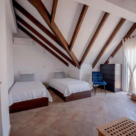 Suns Apartment