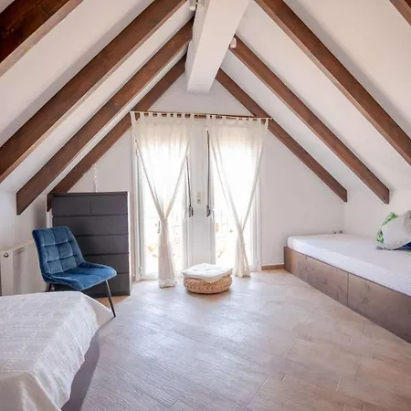 Suns Apartment Lixouri