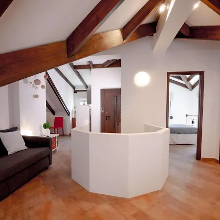 Suns Apartment Lixouri