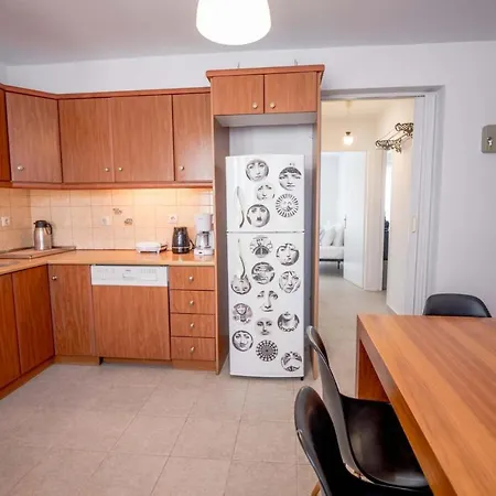 Suns Apartment Lixouri