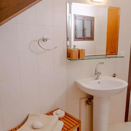 Suns Apartment Lixouri