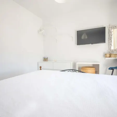 Apartment Suns Lixouri